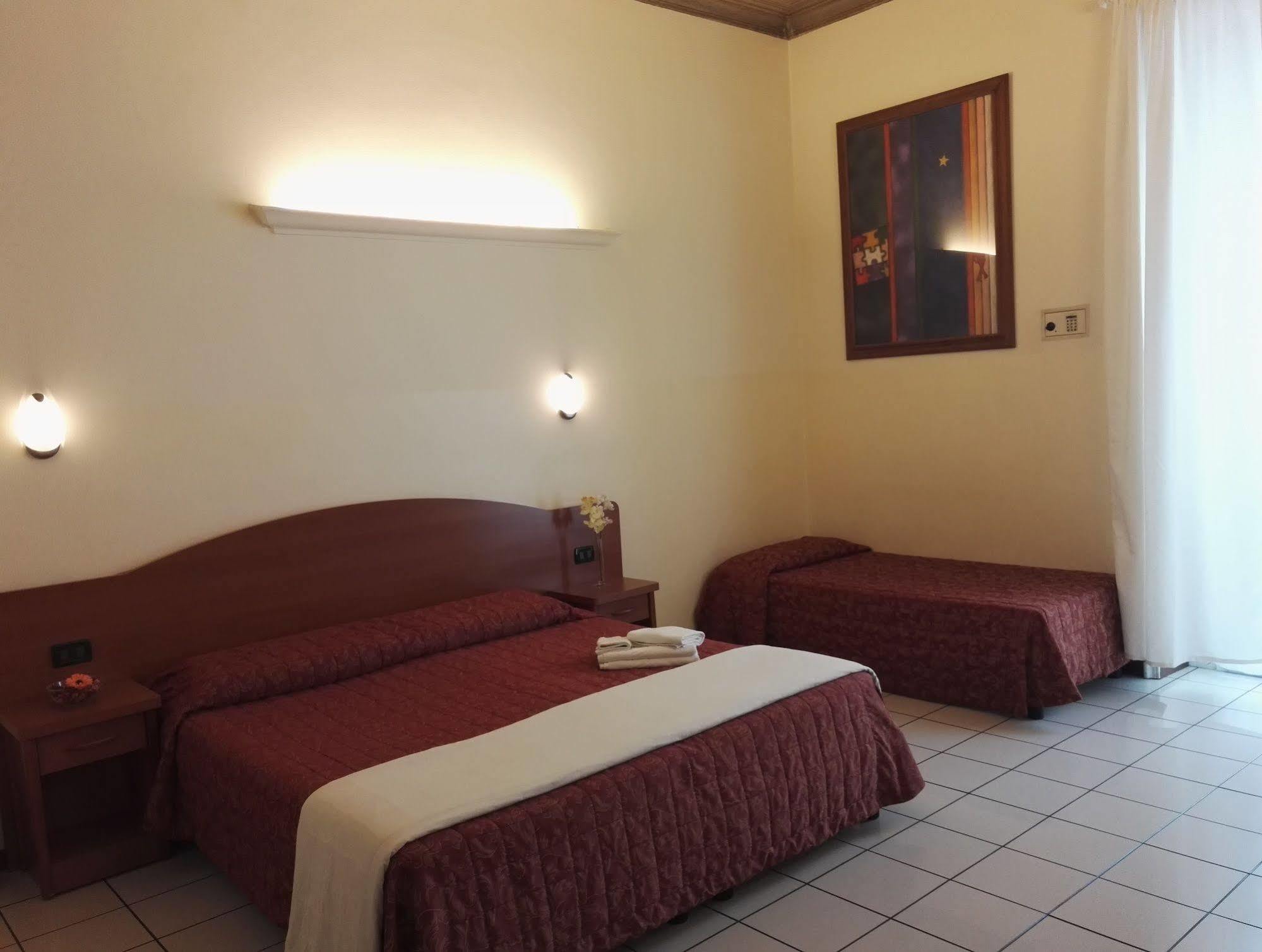 Soana City Rooms เจนัว ภายนอก รูปภาพ