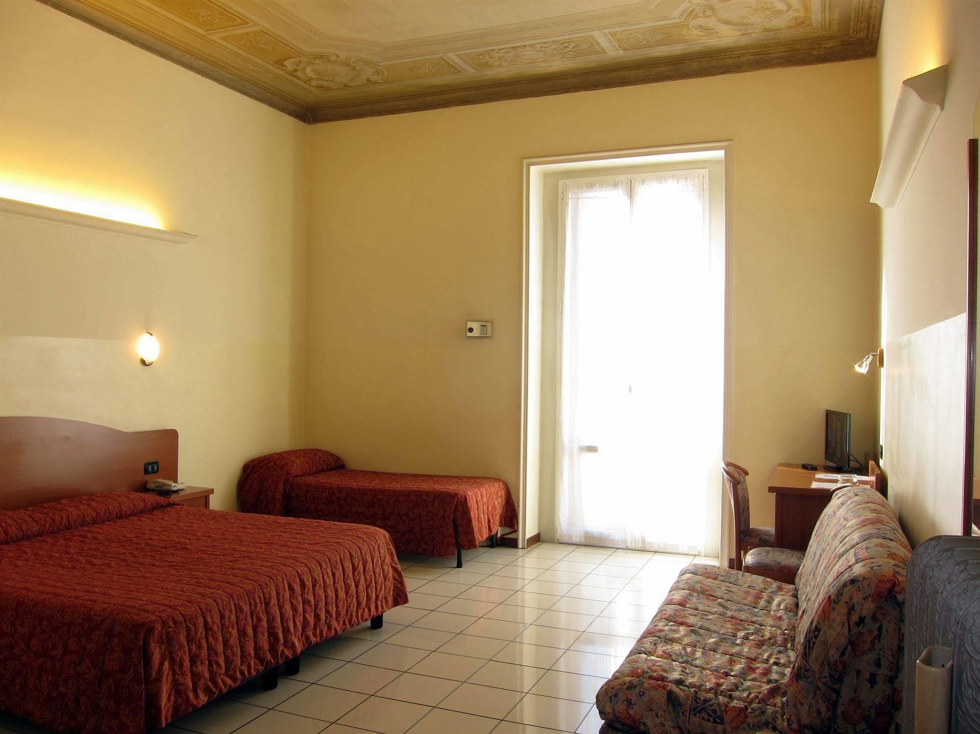 Soana City Rooms เจนัว ภายนอก รูปภาพ