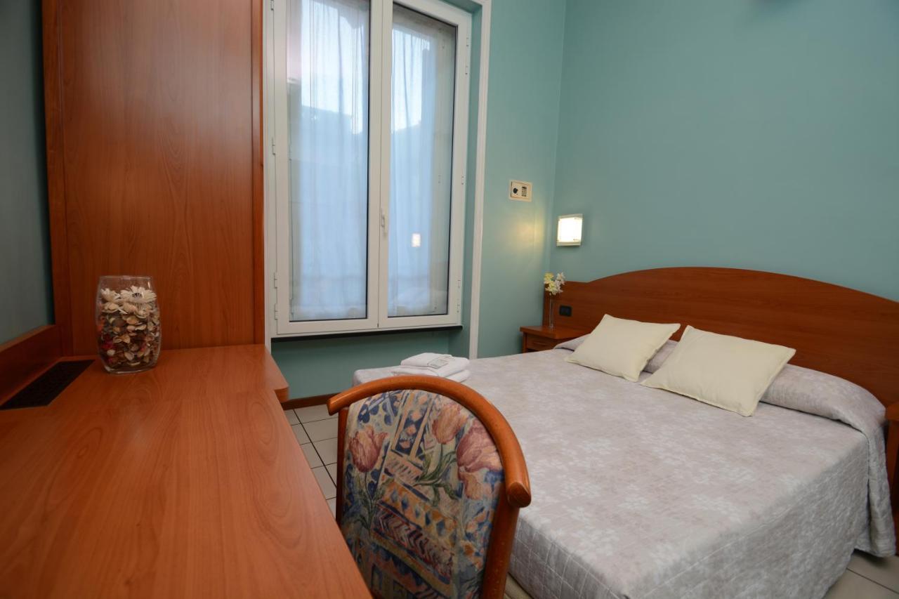 Soana City Rooms เจนัว ภายนอก รูปภาพ