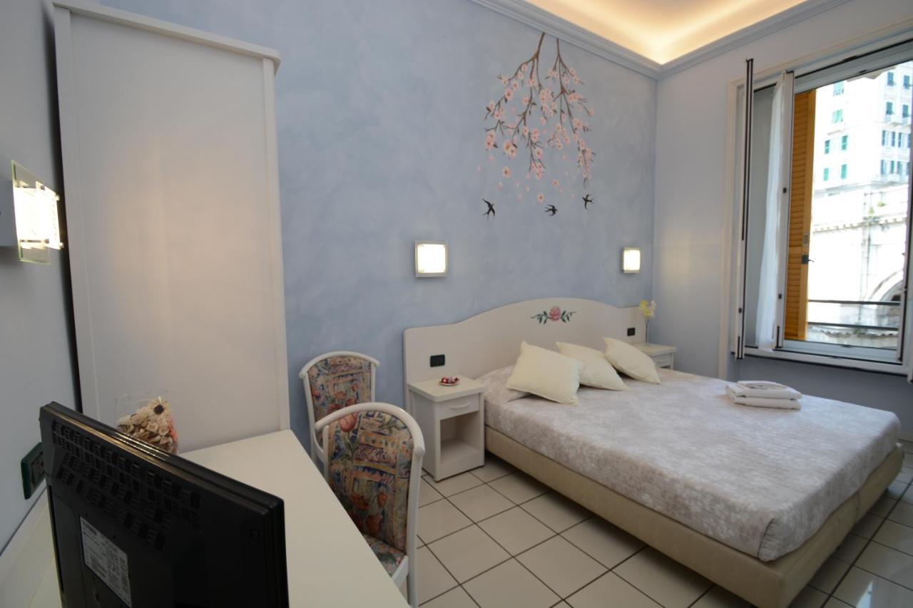 Soana City Rooms เจนัว ภายนอก รูปภาพ
