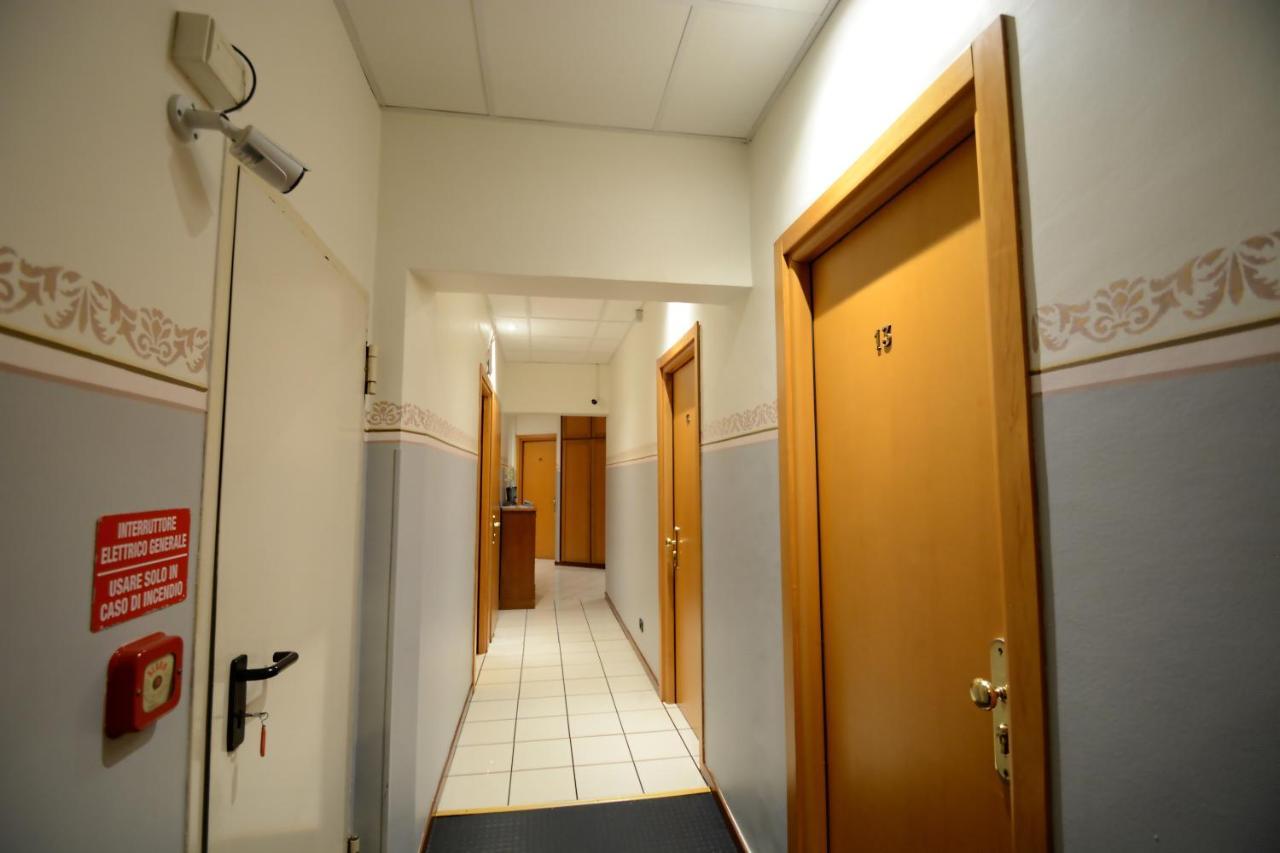 Soana City Rooms เจนัว ภายนอก รูปภาพ